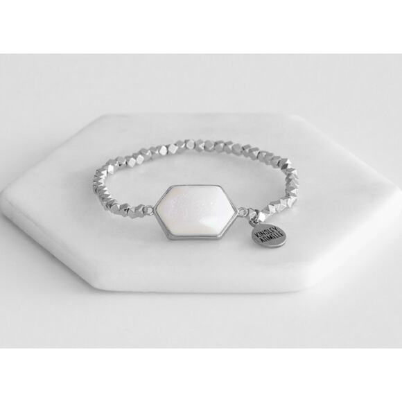 RETAIL $50 Kinsley Armelle Andrea Collection White Quartz Bracelet*Silver - Picture 2 of 2